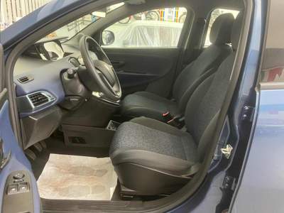 Lancia Ypsilon 1.0 Hybrid SILVER 2024 Km0 Blu/Azzurro usata Bareggio