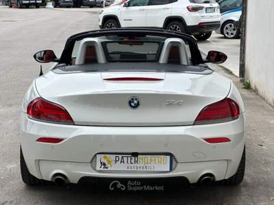 BMW Z4 Sdrive35is auto Bianco usata Senise