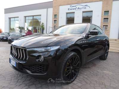 Maserati Levante Levante V6 Diesel AWD Granlusso Nero usata Anagni