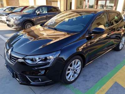 Renault Mégane dCi 8V 110 CV EDC Energy Business Nero usata SORA