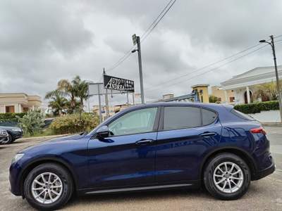 Alfa Romeo Stelvio Alfa Romeo Stelvio 22 160CV navig led cruise 2019 Blu/Azzurro usata Manduria