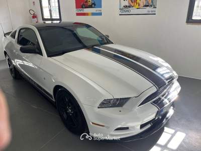 Ford Mustang FASTBACK Bianco usata Sora