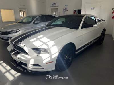 Ford Mustang FASTBACK Bianco usata Sora