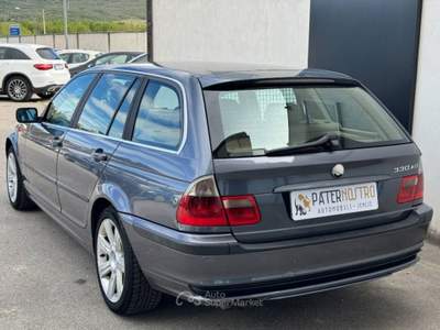 BMW Serie 3 330xd 330xd touring Grigio usata Senise