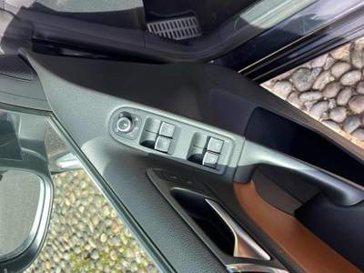 Volkswagen Golf 1.6 TDI Nero usata Capriolo