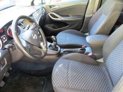 Opel Astra Opel Astra SW 1.6 tdci Bianco usata QUALIANO