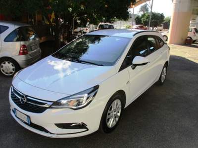 Opel Astra Opel Astra SW 1.6 tdci Bianco usata QUALIANO