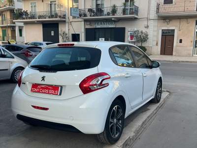 Peugeot 208 auto in ottime condizioni usata Cerignola
