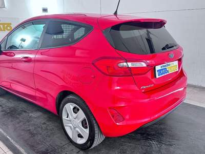 Ford Fiesta Van 1.5 tdci 85cv Trend my20 Rosso usata Pescara