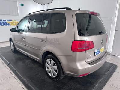 Volkswagen Touran 1.6 tdi Trendline Oro usata Pescara