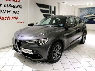 Alfa Romeo Stelvio 2.2 t Executive Q4 180cv auto Grigio usata Viterbo