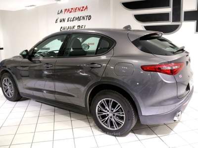 Alfa Romeo Stelvio 2.2 t Executive Q4 180cv auto Grigio usata Viterbo