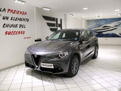 Alfa Romeo Stelvio 2.2 t Executive Q4 180cv auto Grigio usata Viterbo