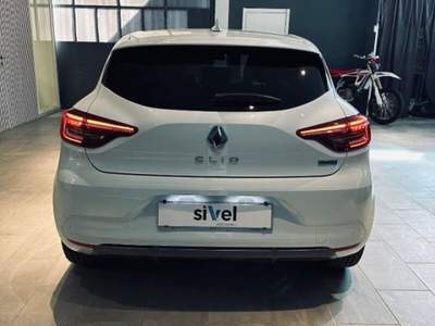 Renault Clio 1.6 E-Tech hybrid R.S. Line 140cv auto Bianco usata Avezzano