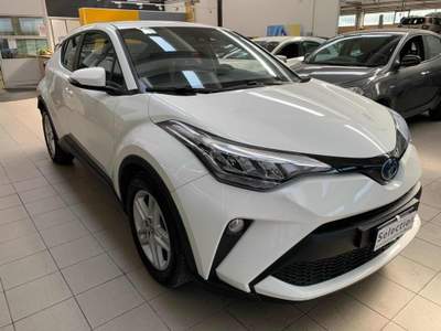 Toyota C-HR 1.8 Hybrid E-CVT Business Bianco usata Tolmezzo