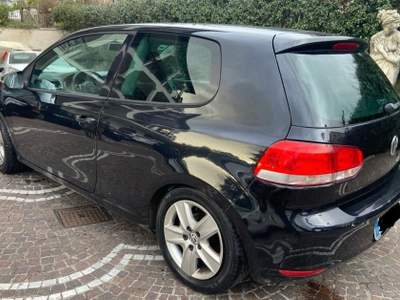 Volkswagen Golf 1.6 3p. Trendline Nero usata ANGRI