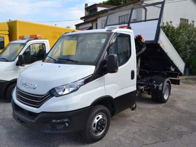 Iveco Daily MY24 35C16 3.0 GRU HC38 E RIBALTABILE GEMELLATO Bianco usata COMACCHIO