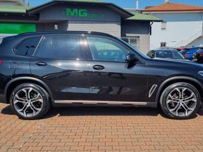 BMW X5 xDrive30d xLine NAVI-VIRTUAL-LED-PELLE-CERCHI 21" Nero usata Rimini