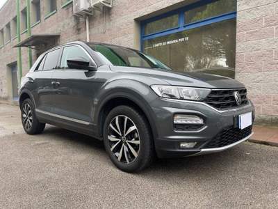 Volkswagen T-Roc 1.5 TSI 150CV STYLE APPLE CARPLAY NAVIGAZIONE Grigio usata Venezia