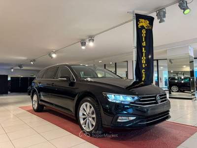 Volkswagen Passat 2.0 tdi 150cv dsg CRUISE CONTROL ADATTIVO Nero usata CONEGLIANO