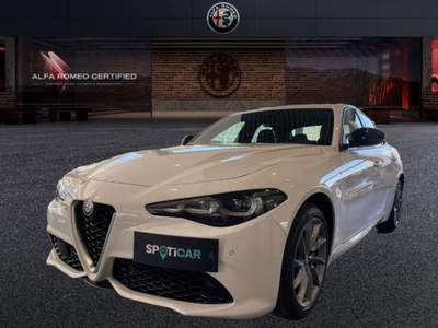 Alfa Romeo Giulia 2.2 Turbodiesel 210 CV AT8 AWD Q4 Ti Bianco usata Bologna