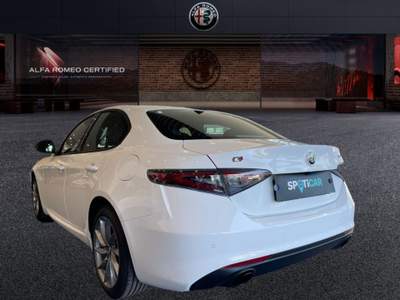 Alfa Romeo Giulia 2.2 Turbodiesel 210 CV AT8 AWD Q4 Ti Bianco usata Bologna