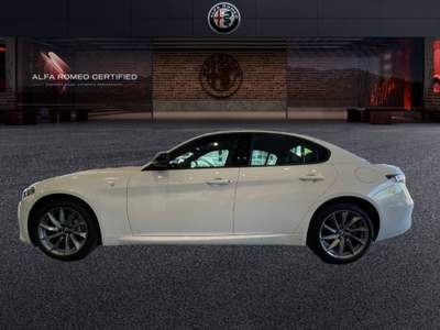 Alfa Romeo Giulia 2.2 Turbodiesel 210 CV AT8 AWD Q4 Ti Bianco usata Bologna