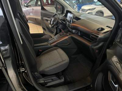 Peugeot Rifter BlueHDi 130 S&S EAT8 GT Line Standard NAVI Nero usata Voghera