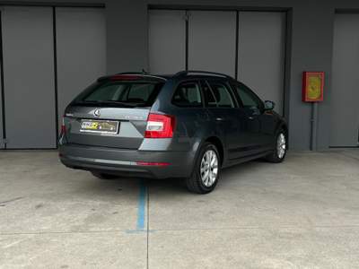 Skoda Octavia 2.0 TDI SCR 150 CV DSG Wagon Style Grigio usata Monselice