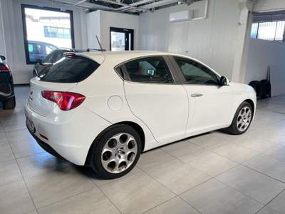 Alfa Romeo Giulietta 1.4 Turbo MultiAir Progression 170CV Bianco usata Torino