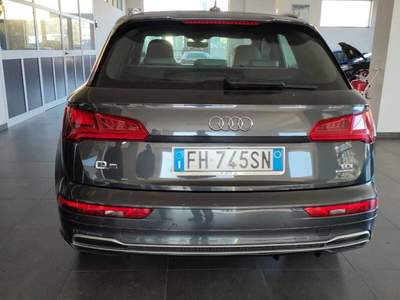 Audi Q5 IVA Esposta, possibilità di finanziamento e permuta Grigio usata Randazzo