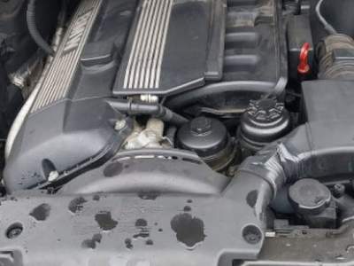 BMW Serie 3 320i i cat 4 porte Attiva Blu/Azzurro usata Pogliano Milanese