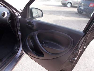 Smart ForFour 70 1.0 Prime Nero usata Terni