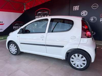 Peugeot 107 1.0 68CV 5p. Superga Bianco usata Quartucciu