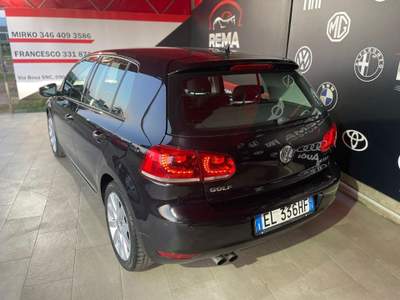 Volkswagen Golf 2.0 TDI 140CV DPF DSG 5p. Highline Nero usata Quartucciu