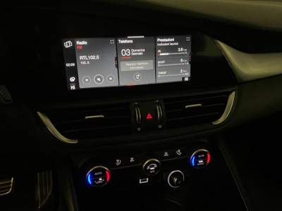 Alfa Romeo Giulia 2.2 Turbodiesel 160 CV AT8 Sprint Nero usata Latisana