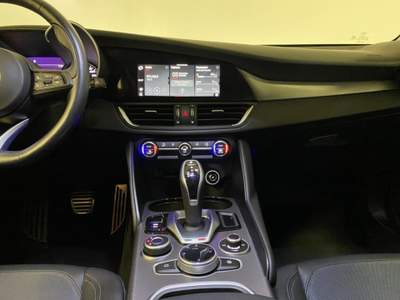 Alfa Romeo Giulia 2.2 Turbodiesel 160 CV AT8 Sprint Nero usata Latisana