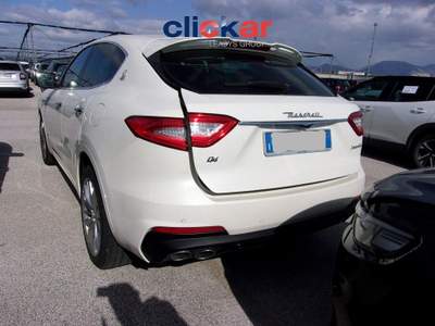 Maserati Levante V6 AWD Gransport * OPT X 19.000 ?! * Bianco usata Latisana