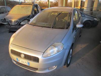 Fiat Grande Punto FIAT PUNTO BENZINA 3P Blu/Azzurro usata QUALIANO