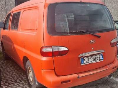 Hyundai H-1 2.5 turbodiesel PC Van 3 posti Rosso usata SCANDICCI