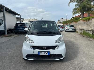 Smart ForTwo Smart ForTwo 1000 52 kW MHD coupé passion Bianco usata Somma Vesuviana