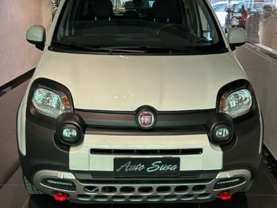 Fiat Panda 1.0 FireFly S&S Hybrid CROSS UNIPROP. 5 POSTO Bianco usata Nichelino
