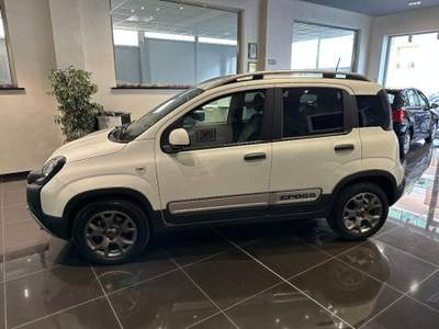 Fiat Panda 1.0 FireFly S&S Hybrid CROSS UNIPROP. 5 POSTO Bianco usata Nichelino