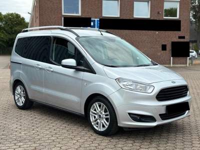 Ford Tourneo Courier Courier 1.0 EcoBoost 100 CV Titanium Argento usata Castelnuovo Rangone