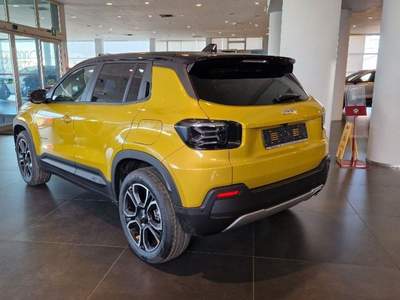 Jeep Avenger 1.2 Turbo Summit Bicolore KM ZERO Giallo usata Modena