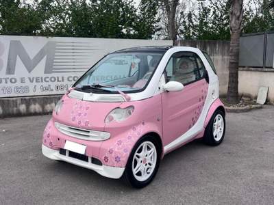 Smart ForTwo 600 smart & pure (40 kW) Lilla usata Nola