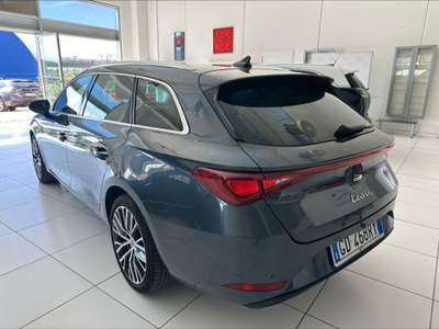 Seat Leon Sportstourer 1.5 eTSI 150 CV DSG Xcellence Grigio usata Olbia