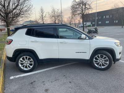 Jeep Compass 1.3 Turbo T4 190 CV PHEV AT6 4xe Limited Bianco usata Bari