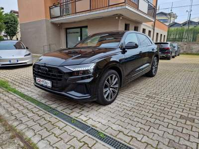 Audi Q8 Sline/Matrix/21''/Head up/Pelle/Camera/Keyless/ Nero usata Dolo