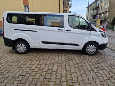 Ford Tourneo Custom L2/9 Posti/Automatico/Camera/Carplay/ Bianco usata Dolo